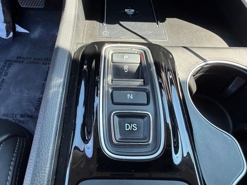 Used 2023 Honda Pilot Touring image 15
