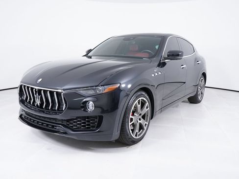 Used 2023 Maserati Levante GT AWD/4WD image 1