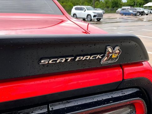 Used 2021 Dodge Challenger R/T Scat Pack RWD image 10