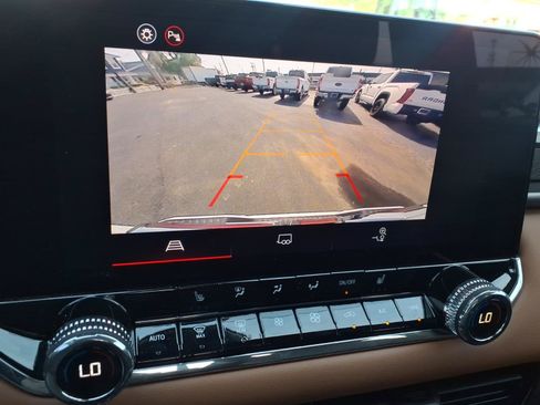 Used 2025 GMC Canyon AT4 AWD/4WD image 31