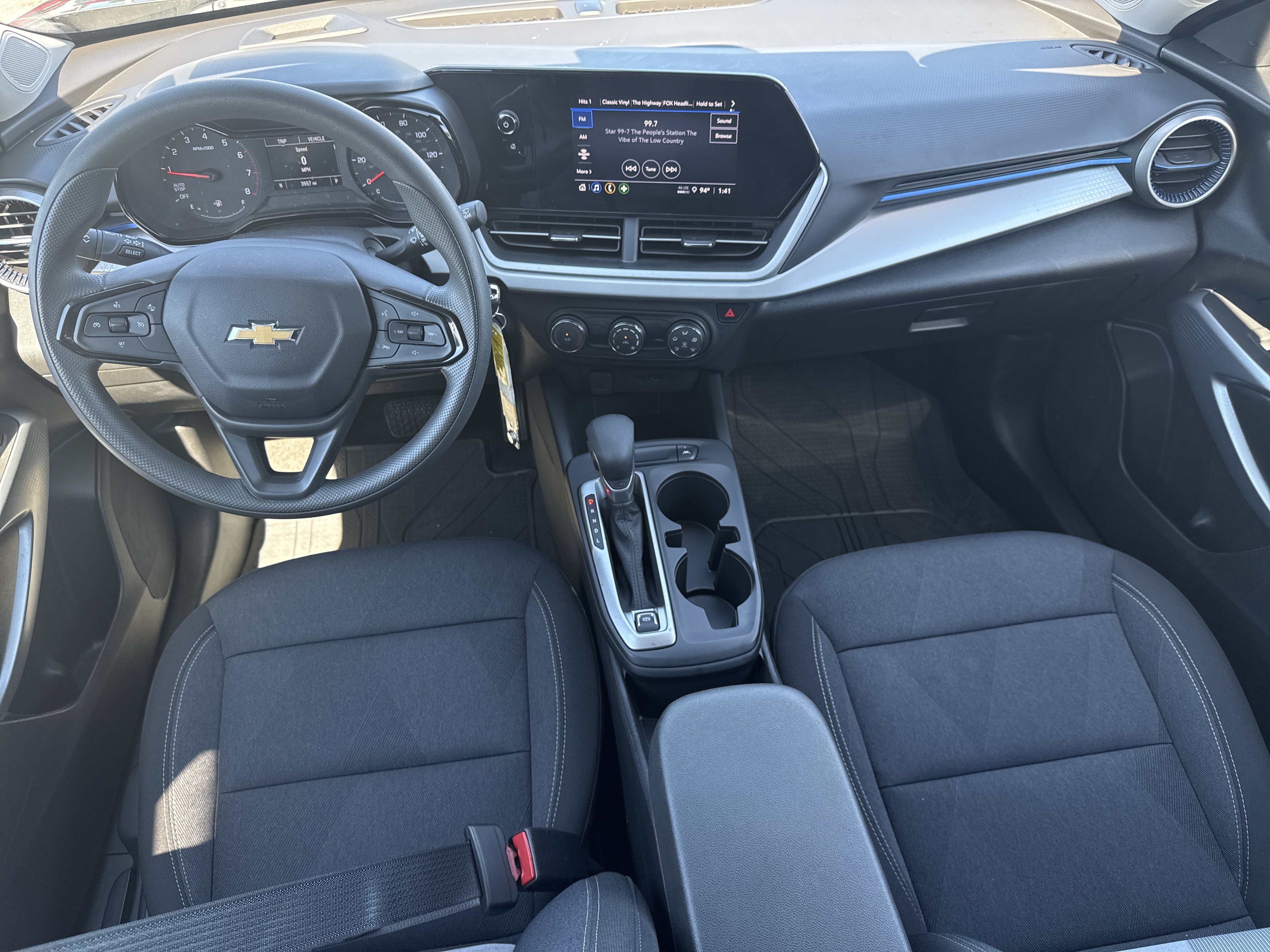 Used 2026 Chevrolet Trax LS FWD image 27