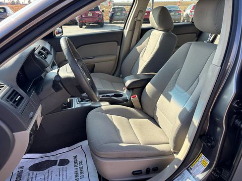 Used 2011 Ford Fusion SEL image 17
