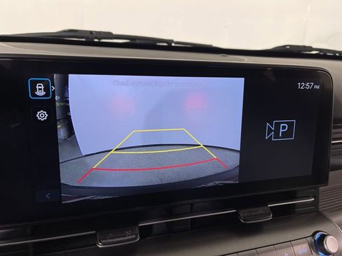 Certified 2025 Hyundai Kona SEL image 24