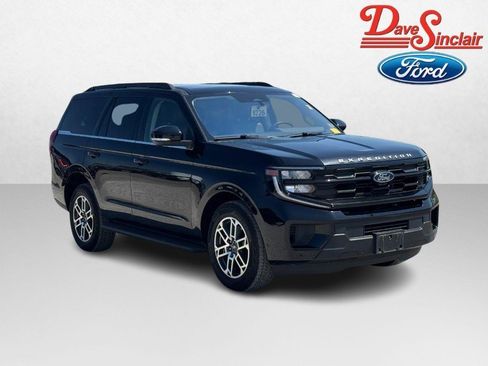Used 2025 Ford Expedition Active AWD/4WD image 4