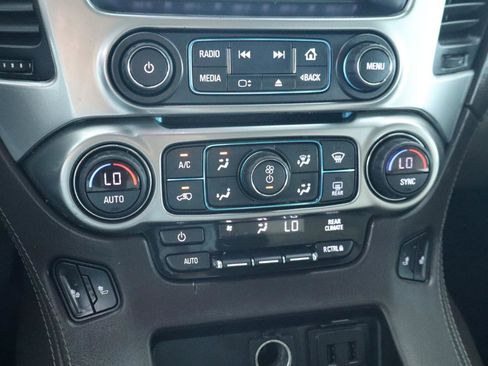 Used 2018 Chevrolet Tahoe LT RWD image 21