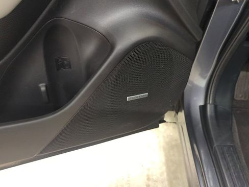 Used 2023 Subaru Forester Limited image 15