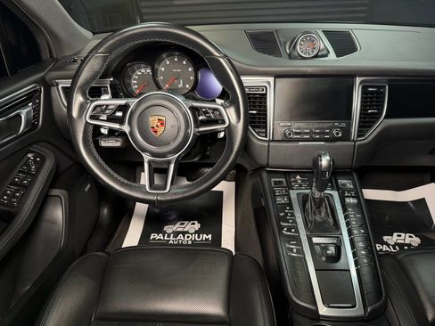 Used 2018 Porsche Macan Sport Edition image 33
