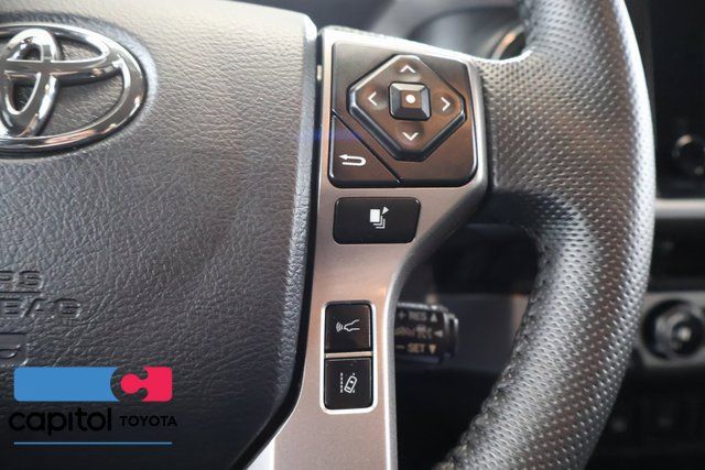 Certified 2018 Toyota Tacoma SR5 AWD/4WD image 19