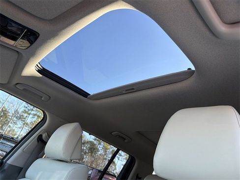 Used 2024 Hyundai Santa Fe Limited image 34