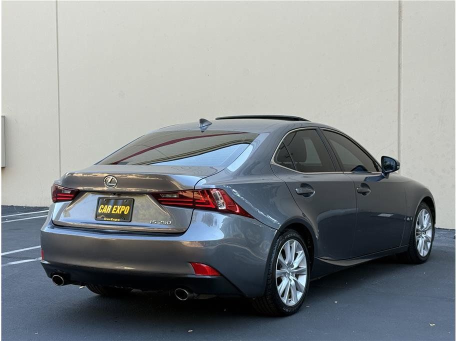 Used 2015 Lexus IS 250 RWD image 4
