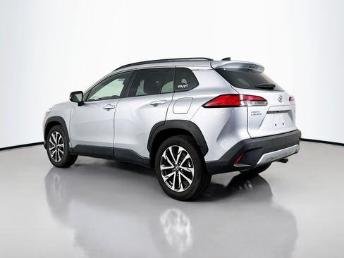 Certified 2025 Toyota Corolla Cross XLE w/ Convenience Package AWD/4WD image 5