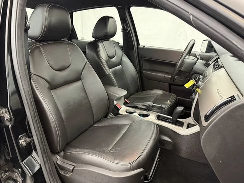Used 2008 Ford Focus Sedan FWD image 21