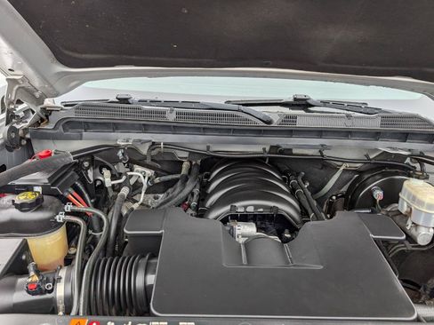 Used 2018 Chevrolet Silverado 1500 LT w/ Texas Edition AWD/4WD image 25