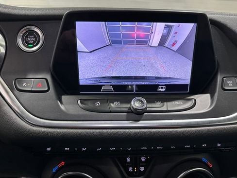 Used 2021 Chevrolet Blazer LT image 19