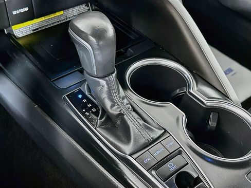 Certified 2019 Toyota Camry XSE FWD image 16