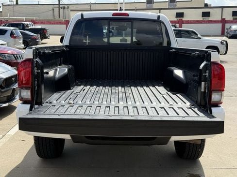 Used 2022 Toyota Tacoma SR w/ SX Package RWD image 29