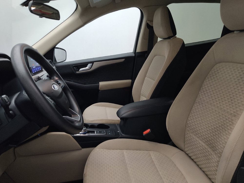 Used 2020 Ford Escape SE FWD image 17