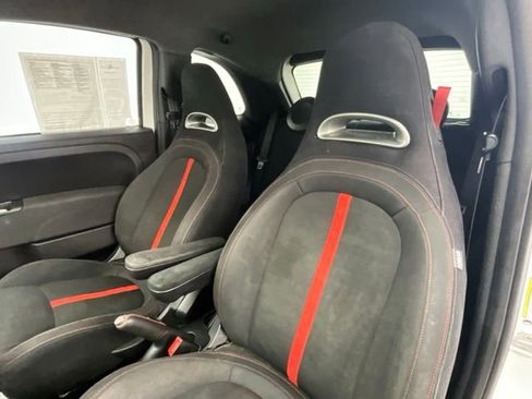 Used 2015 FIAT 500 Abarth w/ Beats Audio Package FWD image 5