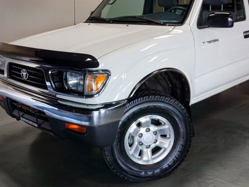 Used 1997 Toyota Tacoma 4x4 Xtracab V6 image 68