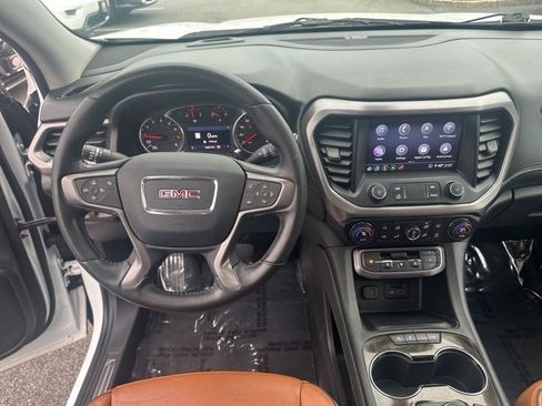 Used 2020 GMC Acadia AT4 w/ Driver Alert Package II image 9