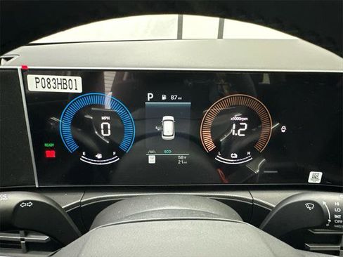 New 2026 Hyundai Santa Fe SE image 27