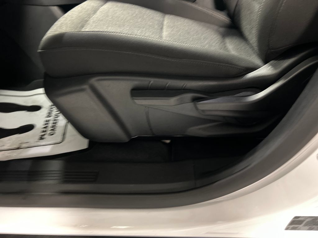 Used 2026 GMC Terrain Elevation FWD image 13