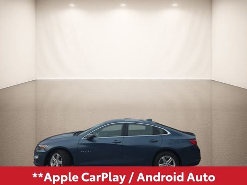 Used 2024 Chevrolet Malibu LT image 3