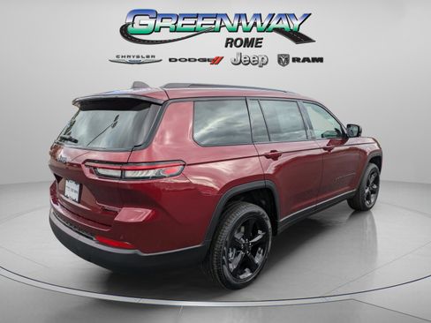 New 2025 Jeep Grand Cherokee L Limited w/ Black Appearance Package image 6
