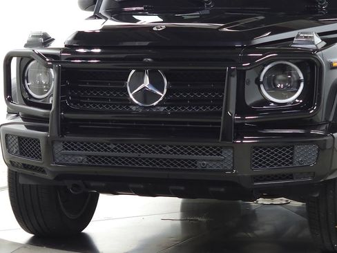 Used 2022 Mercedes-Benz G 550 image 3
