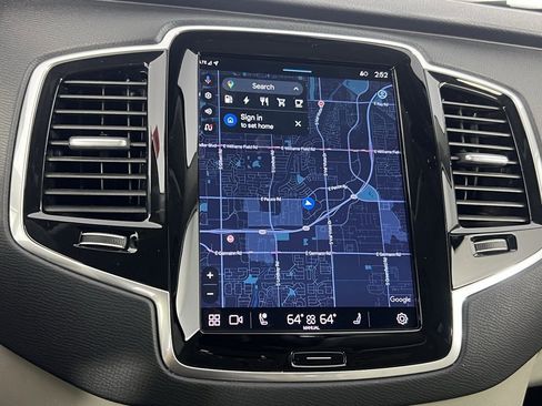 Used 2025 Volvo XC90 T8 Plus w/ Protection Package Premier image 13