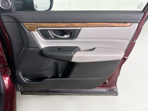 Used 2017 Honda CR-V Touring image 32