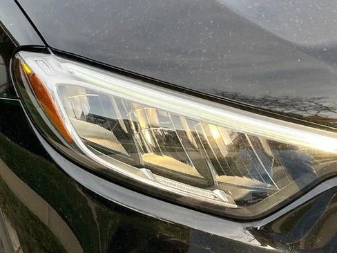 Used 2024 Mercedes-Benz GLC 300 image 8