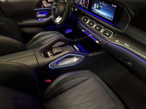 New 2026 Mercedes-Benz GLS 63 AMG 4MATIC image 19