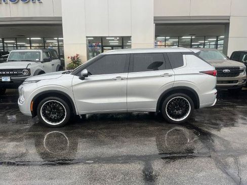 Used 2022 Mitsubishi Outlander SEL AWD/4WD image 3