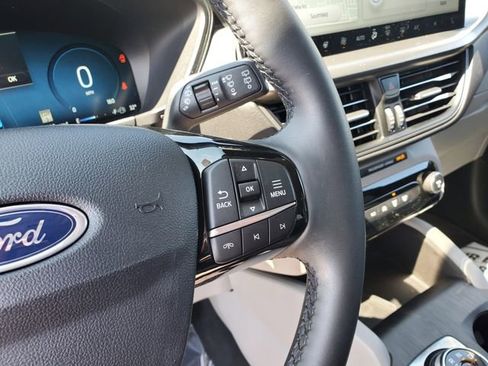 Used 2023 Ford Escape Active w/ Tech Pack #2 AWD/4WD image 15