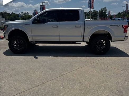 Used 2018 Ford F150 XLT w/ Equipment Group 302A Luxury AWD/4WD image 6