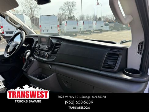 Used 2023 Ford Transit 250 Low Roof AWD image 8