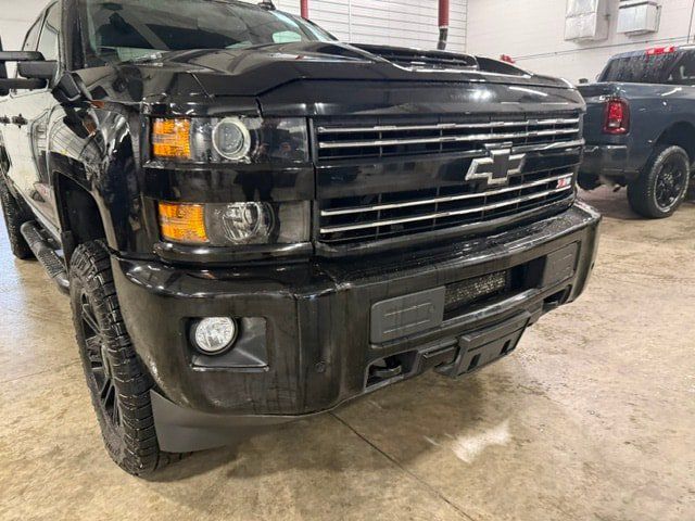 Used 2017 Chevrolet Silverado 2500 LT w/ Midnight Edition AWD/4WD image 2