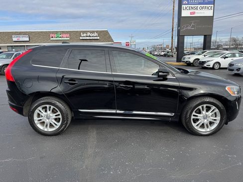 Used 2016 Volvo XC60 T5 Premier image 14