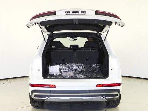 Used 2023 Audi Q7 2.0T Premium Plus w/ Premium Plus Package AWD/4WD image 10