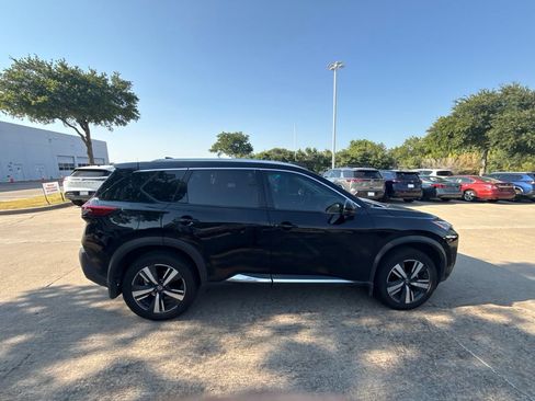 Used 2021 Nissan Rogue SL w/ Premium Package FWD image 2