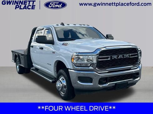 Used 2021 RAM 3500 Tradesman w/ Chrome Appearance Group AWD/4WD image 3