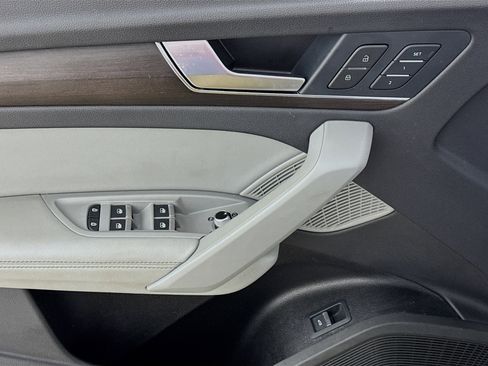 Used 2023 Audi Q5 2.0T Premium Plus w/ Premium Plus Package image 22