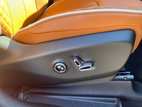 New 2026 Chrysler Pacifica Pinnacle image 31