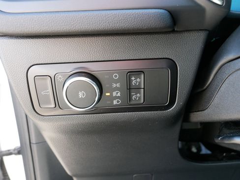 Certified 2023 Ford Escape Platinum w/ Premium Technology Package AWD/4WD image 17