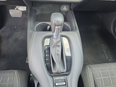 Certified 2025 Honda HR-V LX image 19