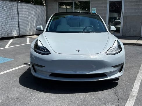 Used 2021 Tesla Model 3 Performance AWD/4WD image 2
