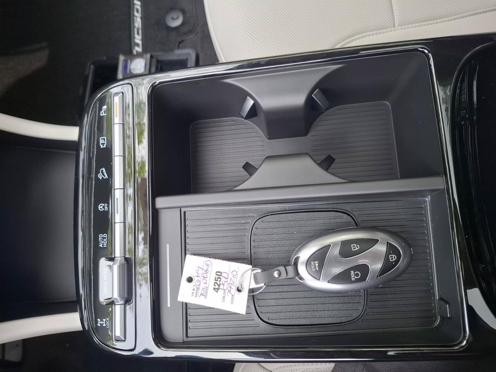 New 2026 Hyundai Tucson Limited AWD/4WD image 25