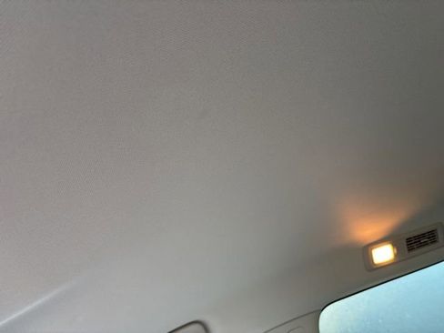 Used 2022 Nissan Pathfinder SV w/ SV Black Package image 13