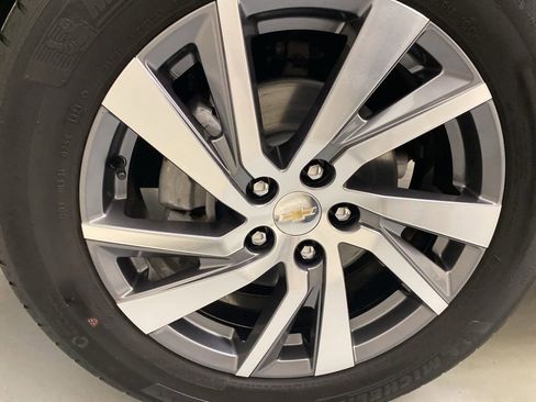 Used 2024 Chevrolet Equinox LT AWD/4WD image 27